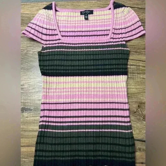 Jessica Simpson Women's Short Sleeve Square Neck Fiona Striped Ribbed-Knit Top - Picture 2 of 6